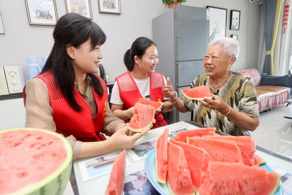 身边的榜样.png